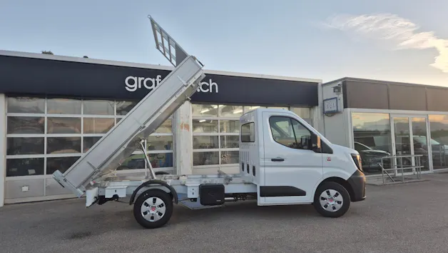 Renault Master Red CCAB 3T5 E6 L2H1 2.0dCi150