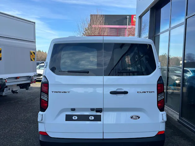 Ford Transit Custom Van 280 L2 2.0 EcoBl Trend/136CV/Aut.