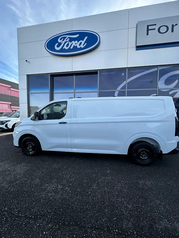 Ford Transit Custom Van 280 L2 2.0 EcoBl Trend/136CV/Aut.