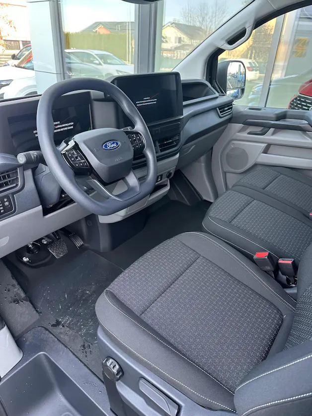Ford Transit Custom Van 320 L1 2.0 EcoBl Trend/136CV/Aut.