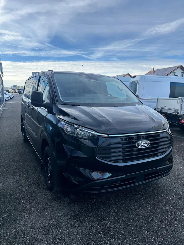 Ford Transit Custom Van 320 L1 2.0 EcoBl Trend/136CV/Aut.