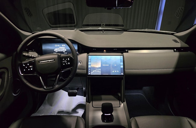 Vehicle image 4 Vehicle image 4