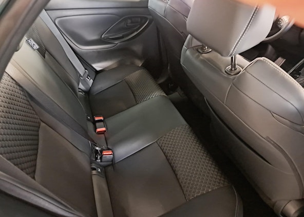 Vehicle image 15 Vehicle image 15