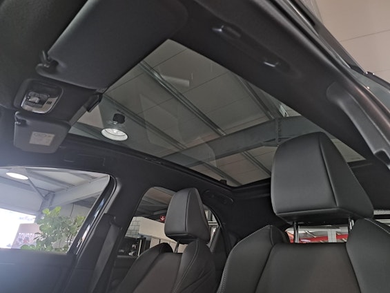 Vehicle image 8 Vehicle image 8