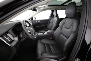 Vehicle image VOLVO XC60 2.0 T8 TE XCENTRIC eAWD