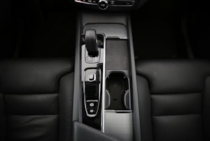 Vehicle image VOLVO XC60 2.0 T8 TE XCENTRIC eAWD