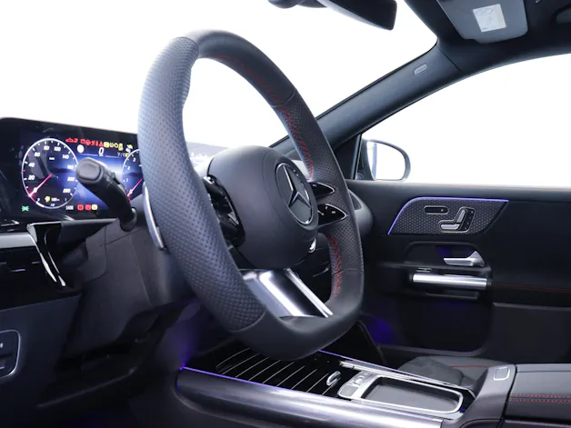Mercedes-Benz GLA 200 Night Star AMG Line