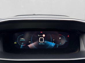 Vehicle image PEUGEOT 208 1.2 PureTech 100 Allure