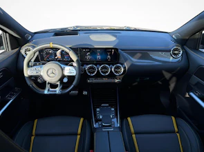 image du véhicule MERCEDES-BENZ GLA 45 S AMG 4matic+
