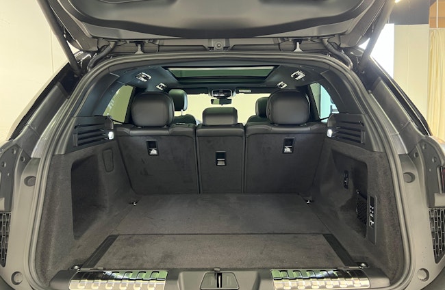 Vehicle image 11 Vehicle image 11