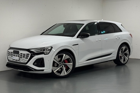 AUDI Q8 e-tron 55 S Line quattro 0 AUDI Q8 e-tron 55 S Line quattro 0