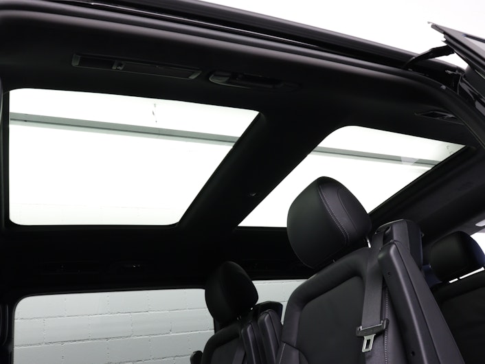 Vehicle image MERCEDES-BENZ V-CLASS