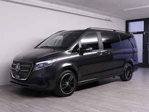 Vehicle image MERCEDES-BENZ V 300 d Swiss Ed. lang 4matic Van