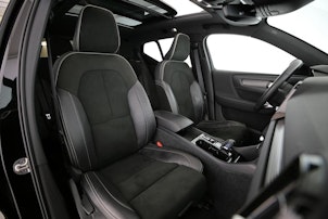 Vehicle image VOLVO XC40 1.5 T4 PiH R-Design