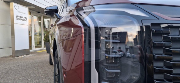 Vehicle image 15 Vehicle image 15