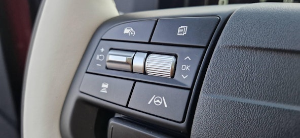 Vehicle image 8 Vehicle image 8