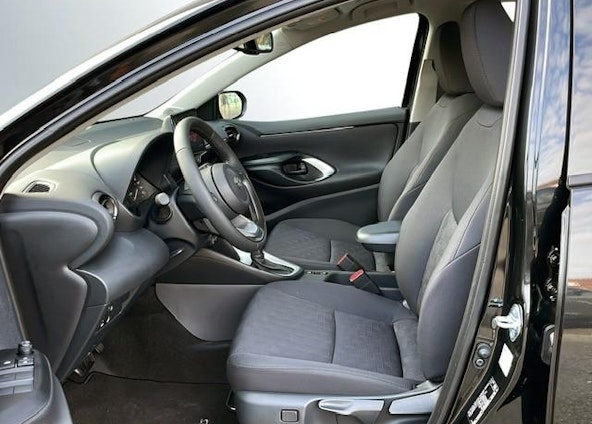 Vehicle image 5 Vehicle image 5