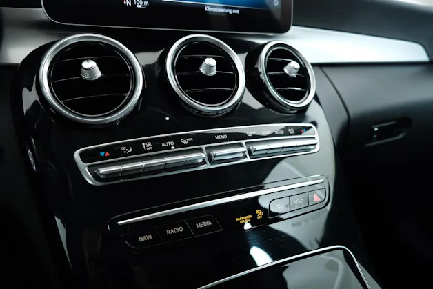 Mercedes-Benz C 200 Swiss Star 4M 9G-Tronic