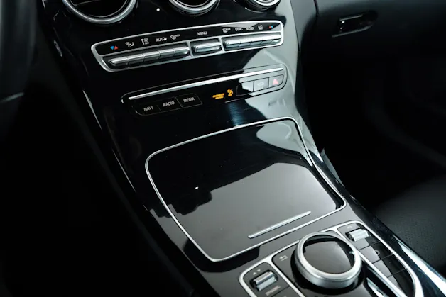 Mercedes-Benz C 200 Swiss Star 4M 9G-Tronic