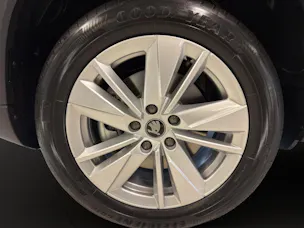 Škoda Karoq 1.5 TSI Selection DSG