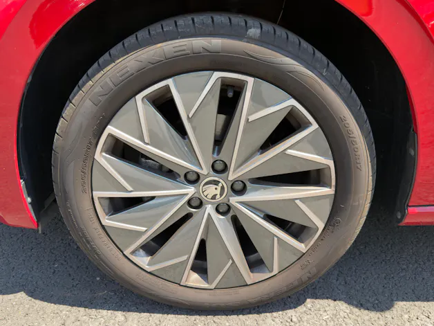 Škoda Scala 1.0 TSI 110 Tour DSG