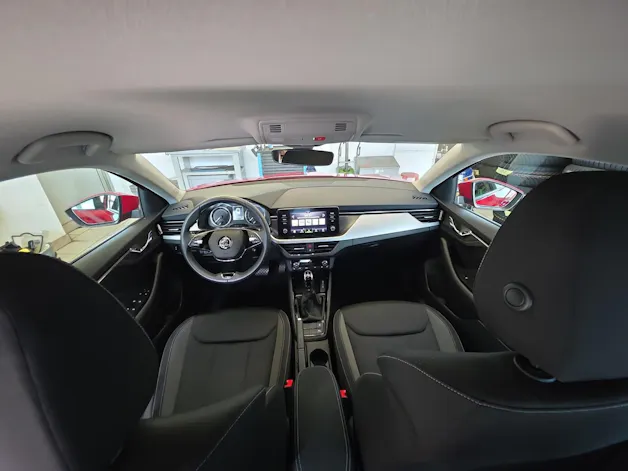 Škoda Scala 1.0 TSI 110 Tour DSG