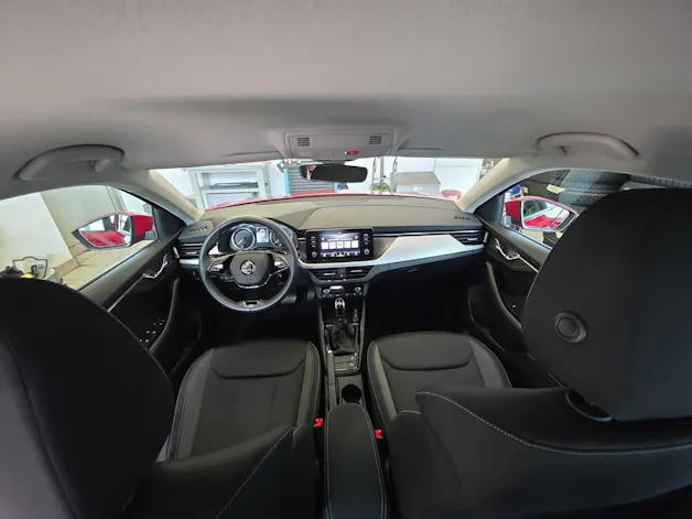 Škoda Scala 1.0 TSI 110 Tour DSG