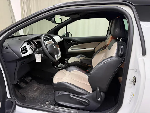 DS Automobiles AUTOMOBILES DS3 1.6 VTi SO Chic