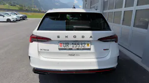 Škoda Octavia Combi 2.0 TSI RS DSG