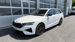 SKODA Octavia Combi 2.0 TSI RS DSG