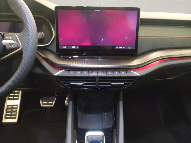 Škoda Octavia Combi 2.0 TSI RS DSG