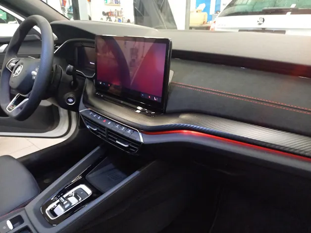 Škoda Octavia Combi 2.0 TSI RS DSG