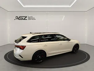 Škoda Octavia Combi 2.0 TSI RS DSG