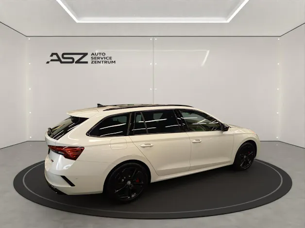 Škoda Octavia Combi 2.0 TSI RS DSG