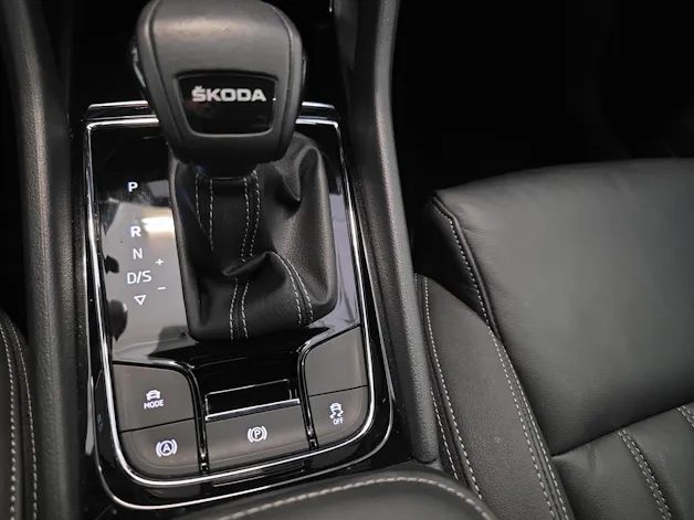 Škoda Karoq 1.5 TSI SportLine DSG