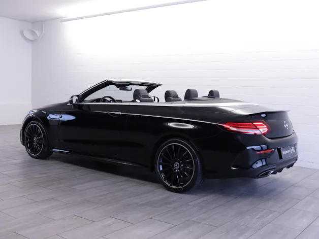Mercedes-Benz C 300 AMG Line 4matic Cabriolet