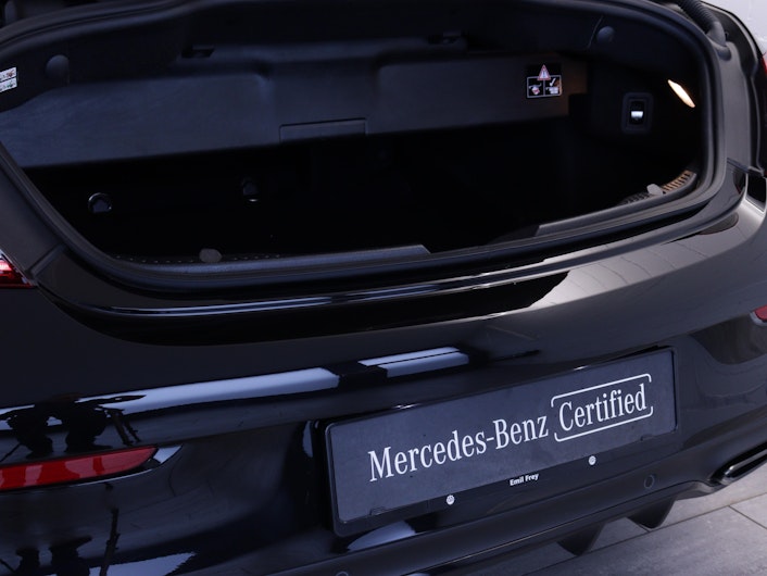 Vehicle image MERCEDES-BENZ C 300