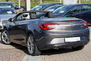 Opel Cascada 1.6i 16V Cosmo Automat