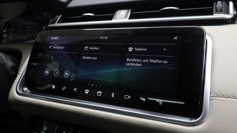 Vehicle image LAND ROVER RANGE ROVER VELAR