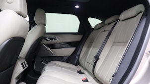 Vehicle image LAND ROVER Range Rover Velar 2.0 T R-Dynamic SE