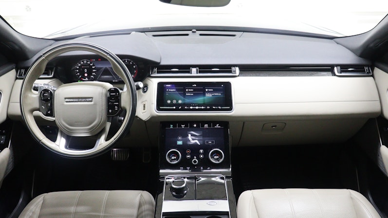 Vehicle image LAND ROVER RANGE ROVER VELAR