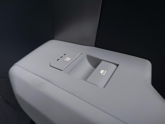 Vehicle image 14 Vehicle image 14