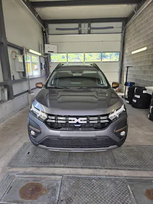 Dacia Jogger 1.6 Hybrid Extreme 7P