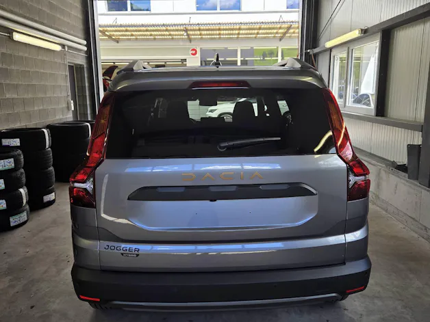 Dacia Jogger 1.6 Hybrid Extreme 7P