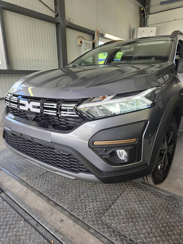 Dacia Jogger 1.6 Hybrid Extreme 7P