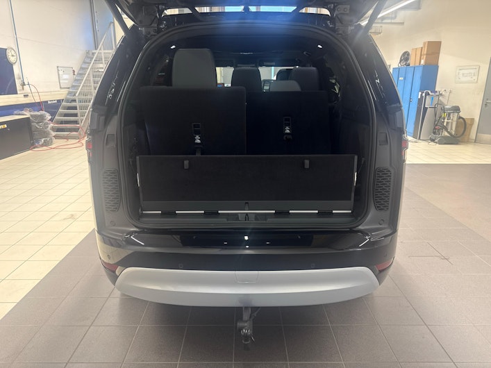 Vehicle image LAND ROVER DISCOVERY