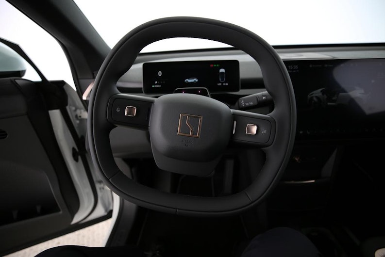 immagine del veicolo ZEEKR X