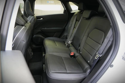 MITSUBISHI GRANDIS 8