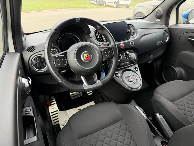 FIAT 595 Abarth 1.4 T-Jet 165 F595