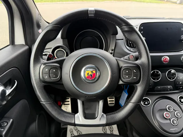 FIAT 595 Abarth 1.4 T-Jet 165 F595